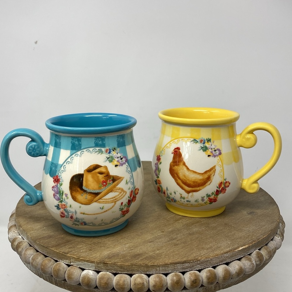 The Pioneer Woman Western Blue Cowboy Hat Mug & Yellow Chicken Mug. Never Used!